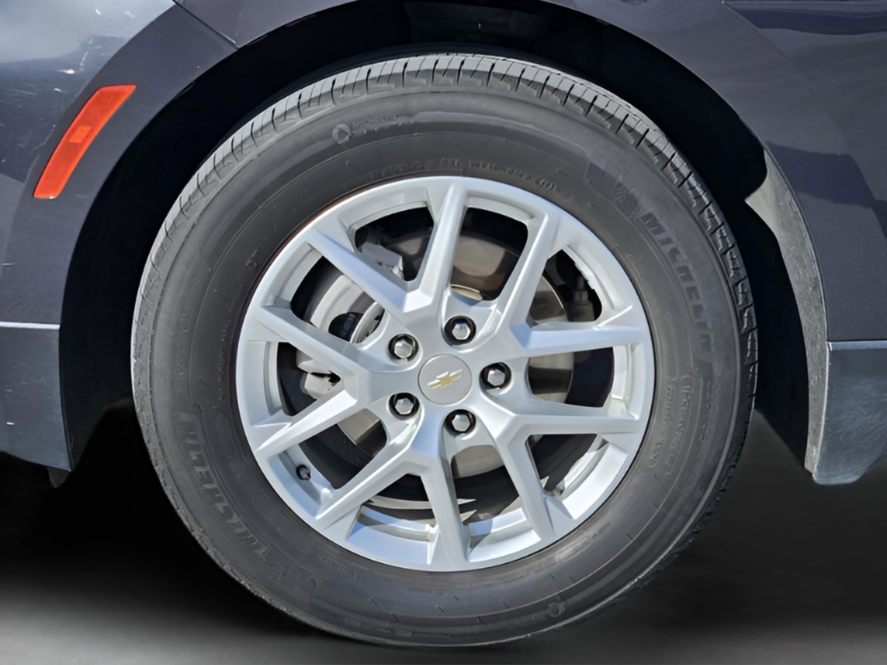 Used 2022 Chevrolet Equinox LT image 13