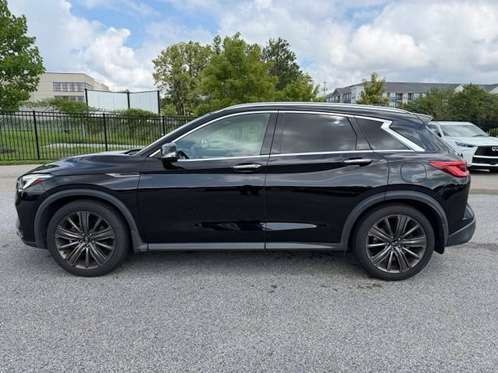 Used 2020 INFINITI QX50 Essential w/ Edition 30 Package AWD/4WD image 4