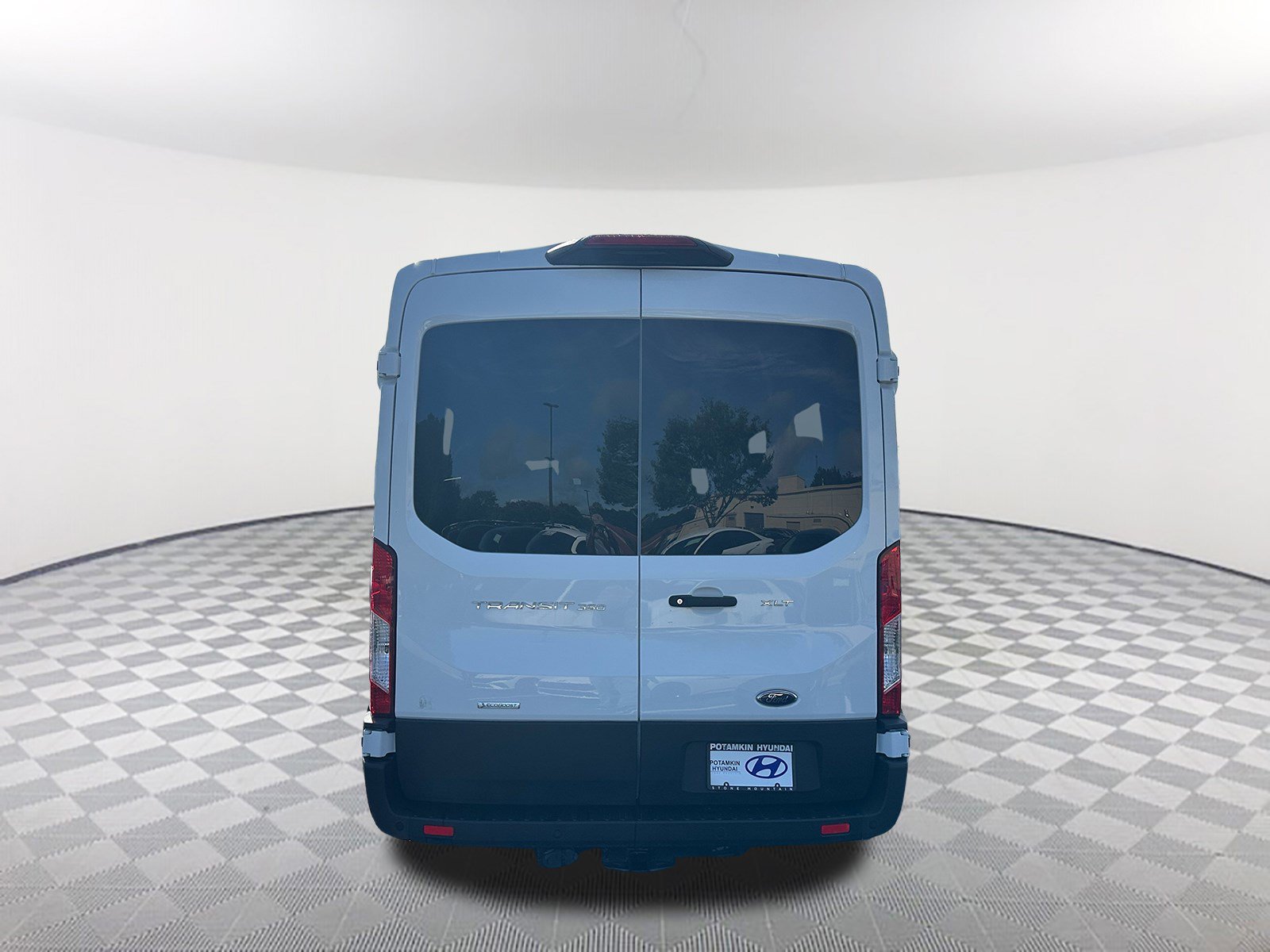 Used 2022 Ford Transit 350 XLT RWD image 6