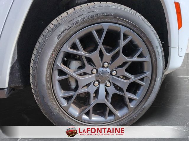 Certified 2025 Jeep Grand Cherokee Summit w/ Obsidian Package image 34