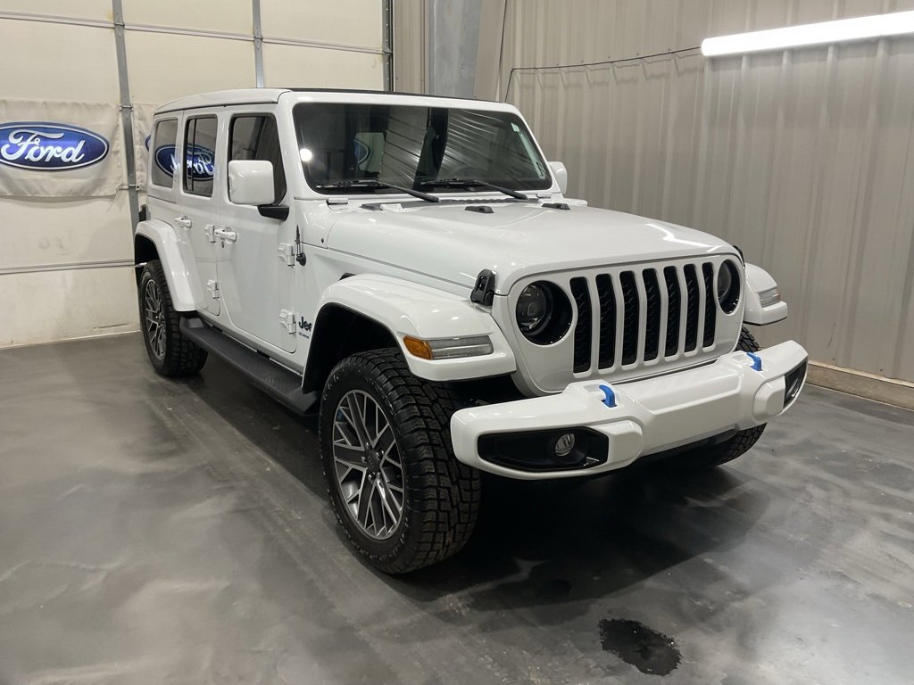 Used 2023 Jeep Wrangler Unlimited Sahara image 1