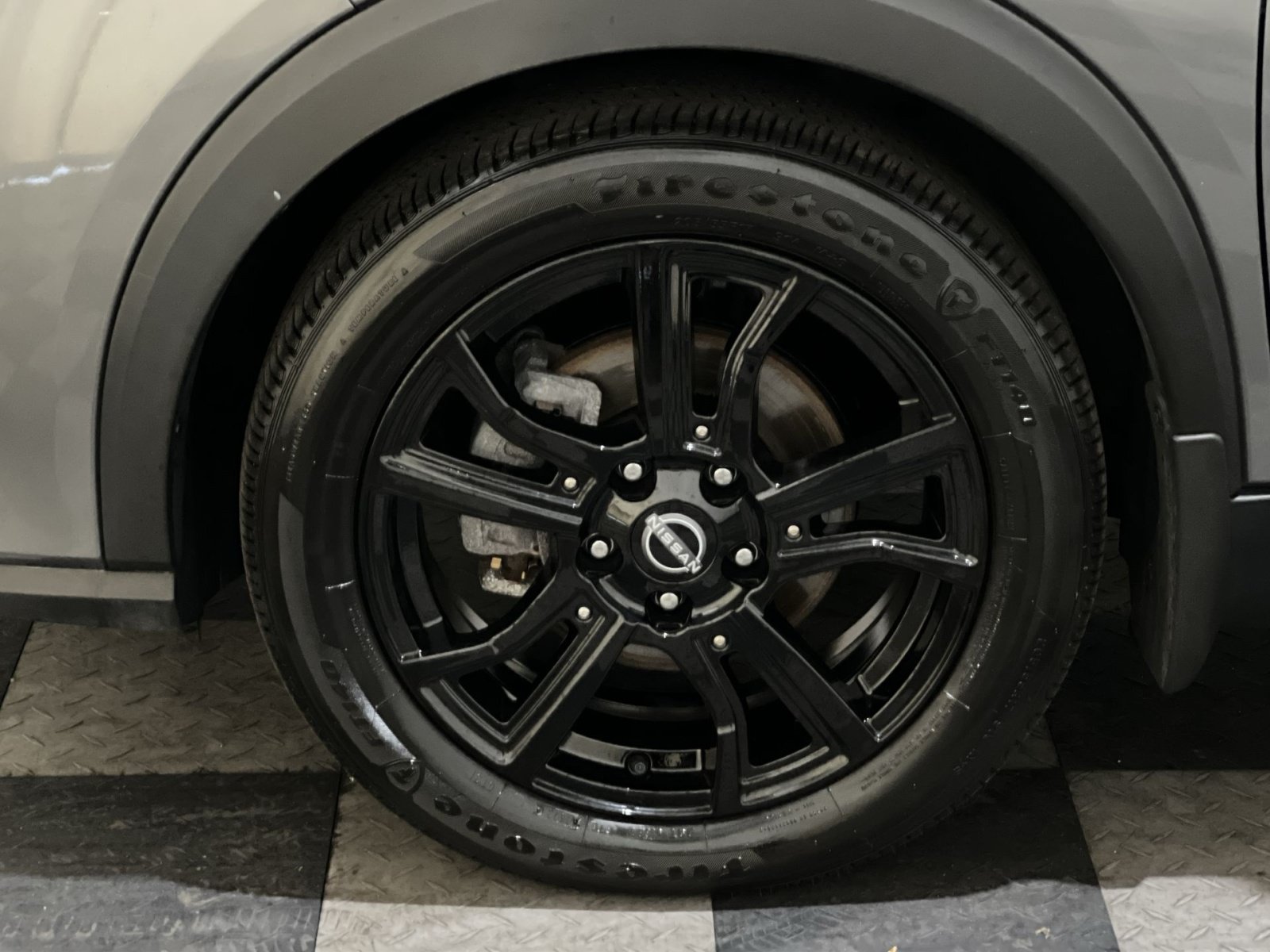 Used 2023 Nissan Kicks SR FWD image 17