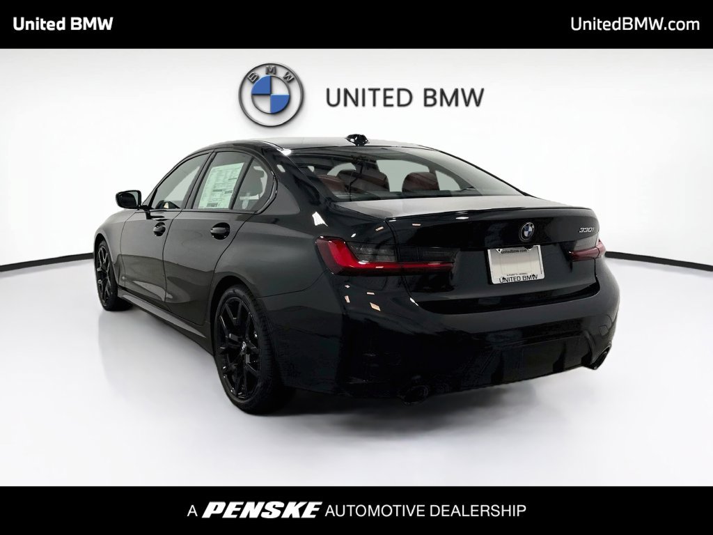 New 2026 BMW 330i Sedan w/ M Sport Package RWD image 7