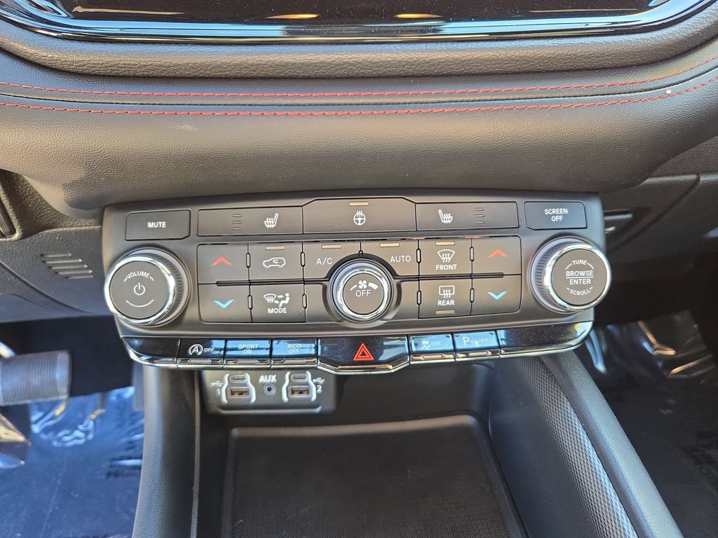 Used 2023 Dodge Durango GT AWD/4WD image 33
