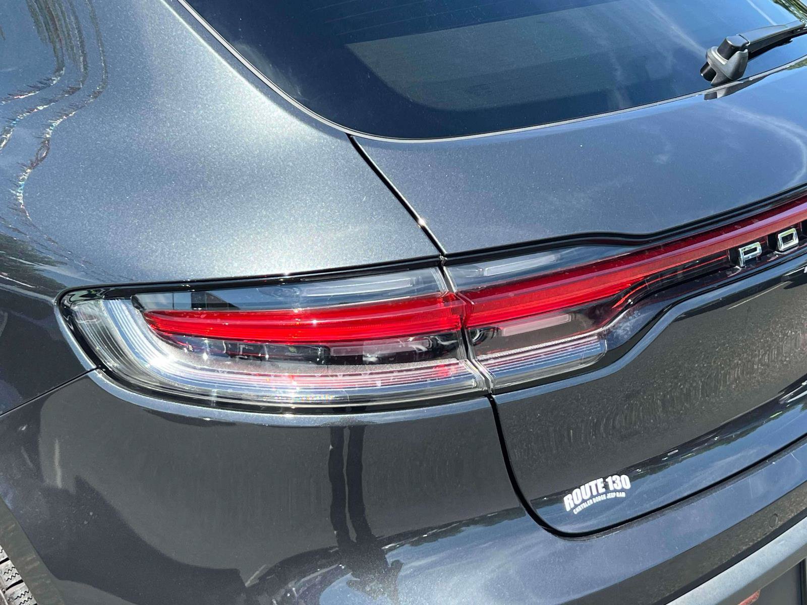 Used 2022 Porsche Macan AWD/4WD image 8