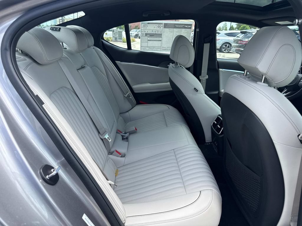 New 2026 Genesis G70 3.3T Sport Prestige RWD image 11