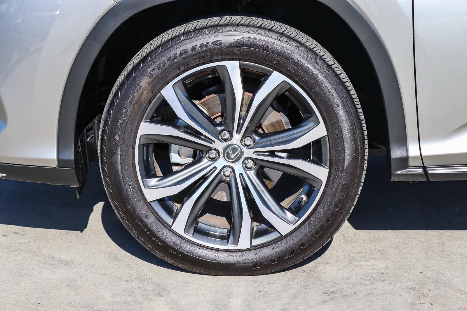 Used 2020 Lexus RX 350L FWD w/ Premium Package image 11