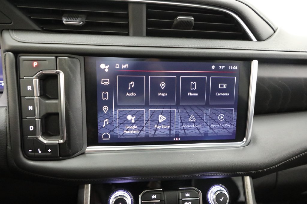 Used 2022 GMC Yukon Denali w/ Advanced Technology Package AWD/4WD image 6