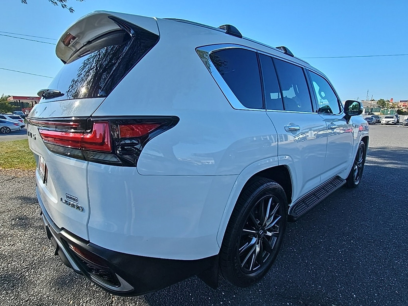 Used 2022 Lexus LX 600 F Sport image 7