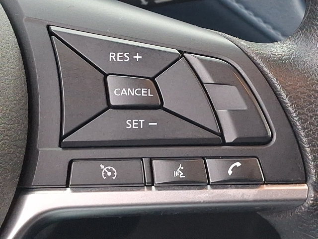 Used 2025 Nissan Versa SV FWD image 22
