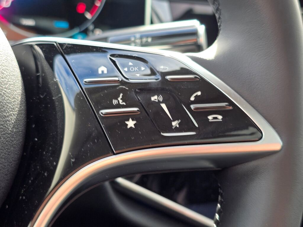 New 2026 Mercedes-Benz E 350 4MATIC Sedan image 40