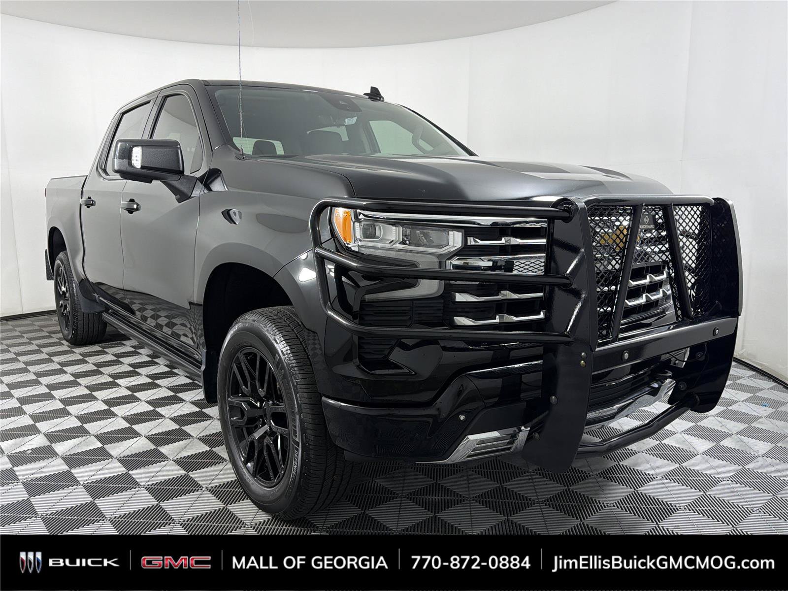 Used 2022 Chevrolet Silverado 1500 LTZ w/ LTZ Premium Package AWD/4WD video 1