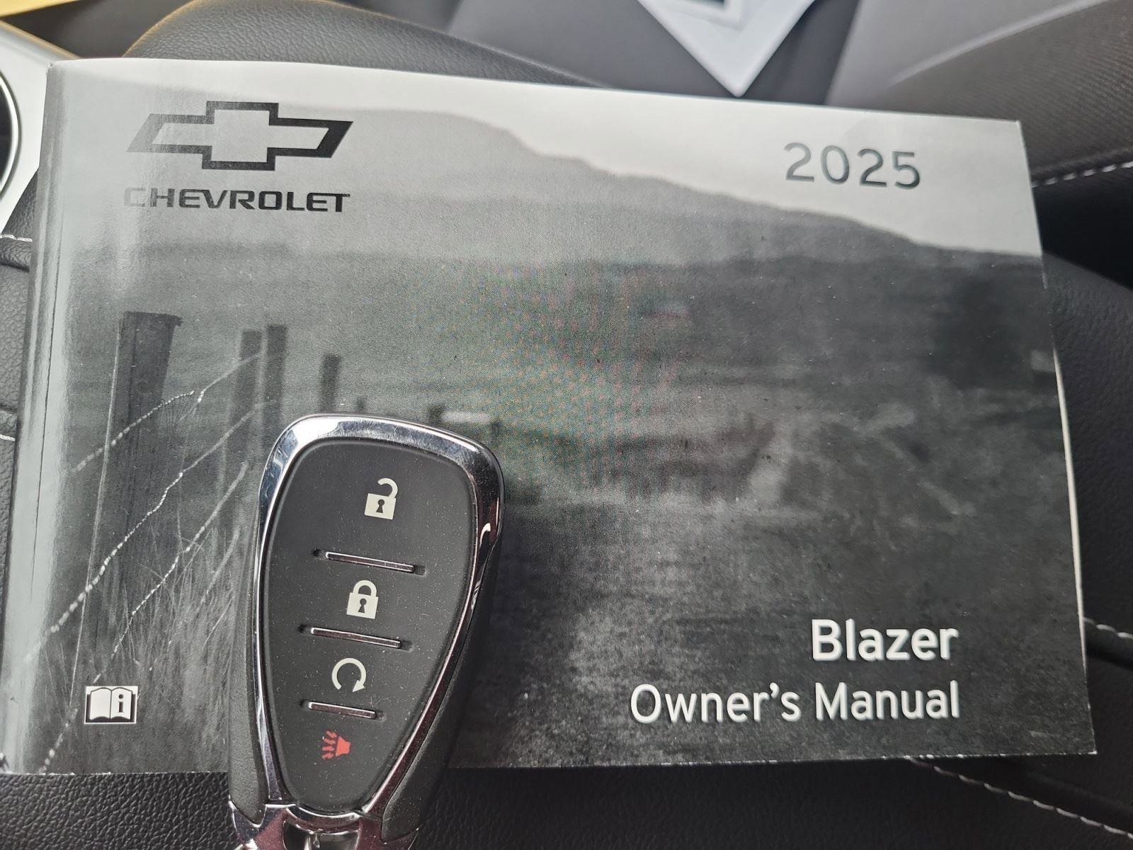 Certified 2025 Chevrolet Blazer LT image 31