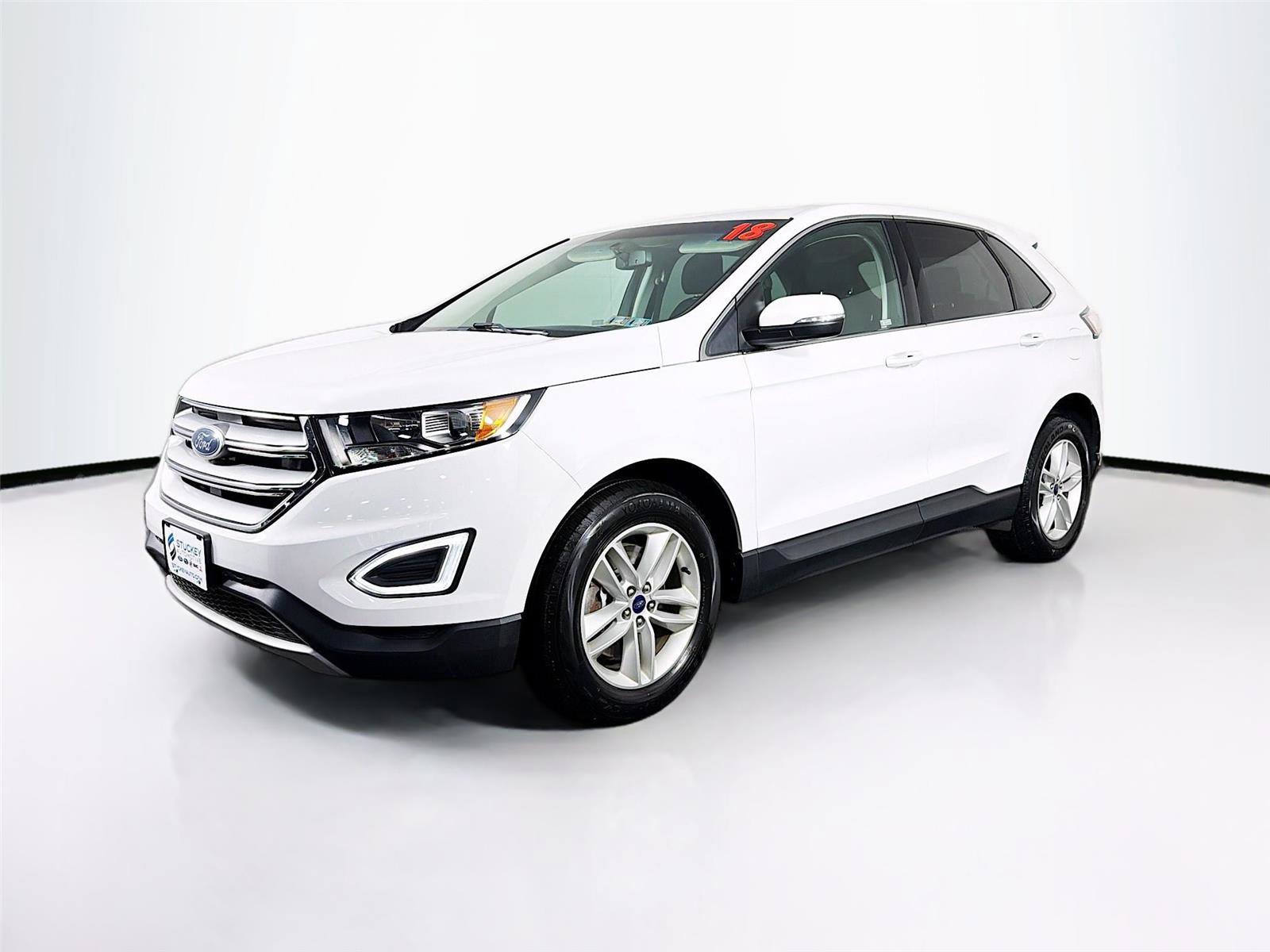 Used 2018 Ford Edge SEL w/ Class II Trailer Tow Package image 3