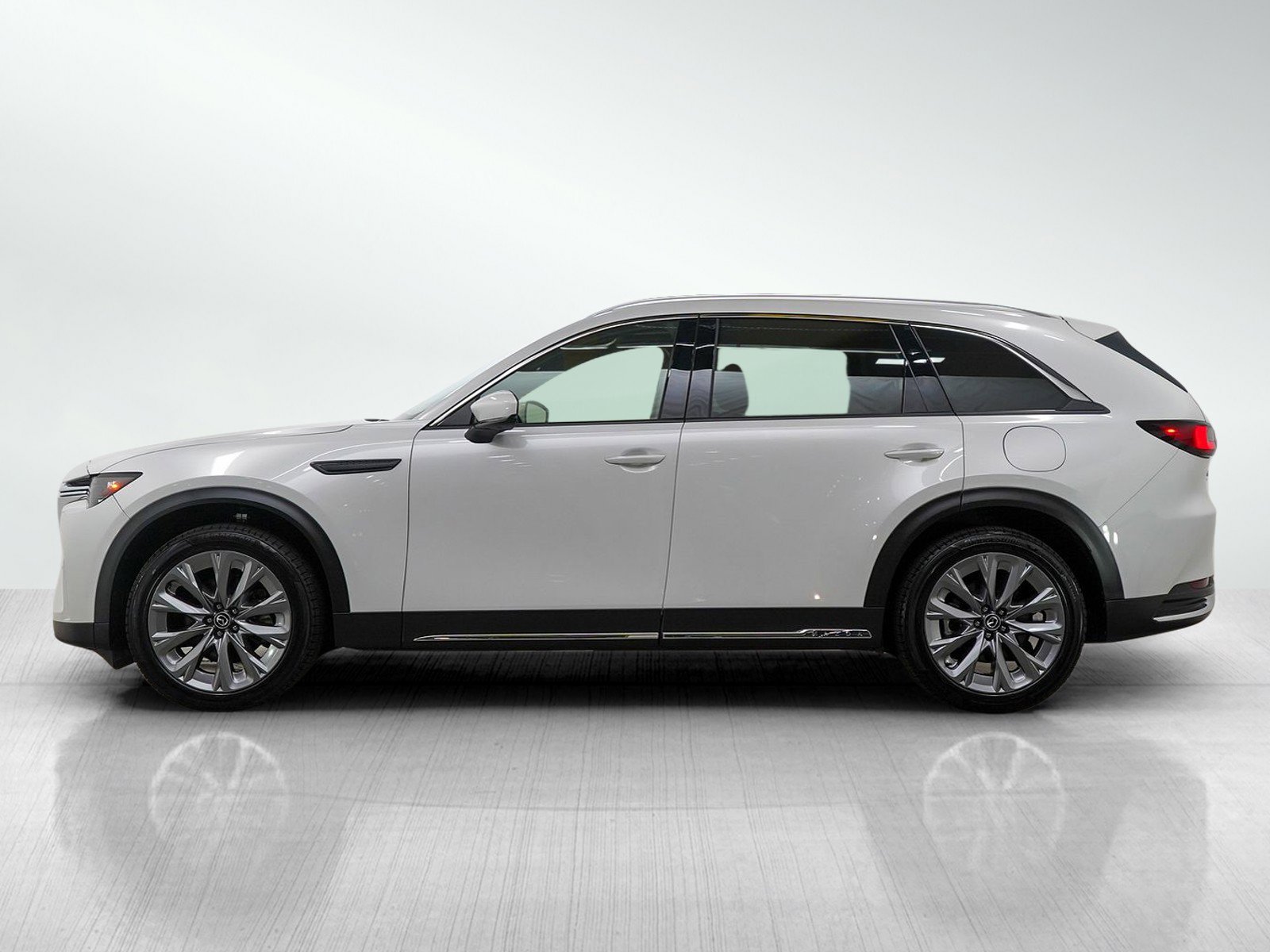 Certified 2024 MAZDA CX-90 3.3 Turbo w/ Premium Plus Pkg image 2