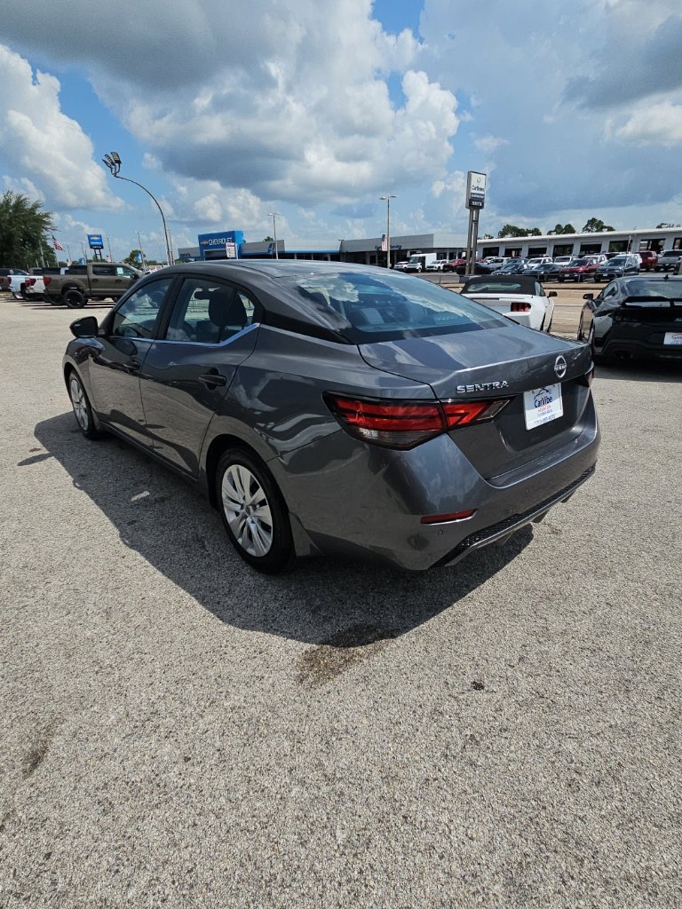 Used 2025 Nissan Sentra S FWD image 5