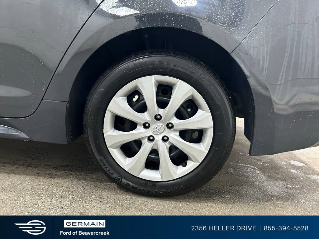Used 2025 Toyota Corolla LE image 13