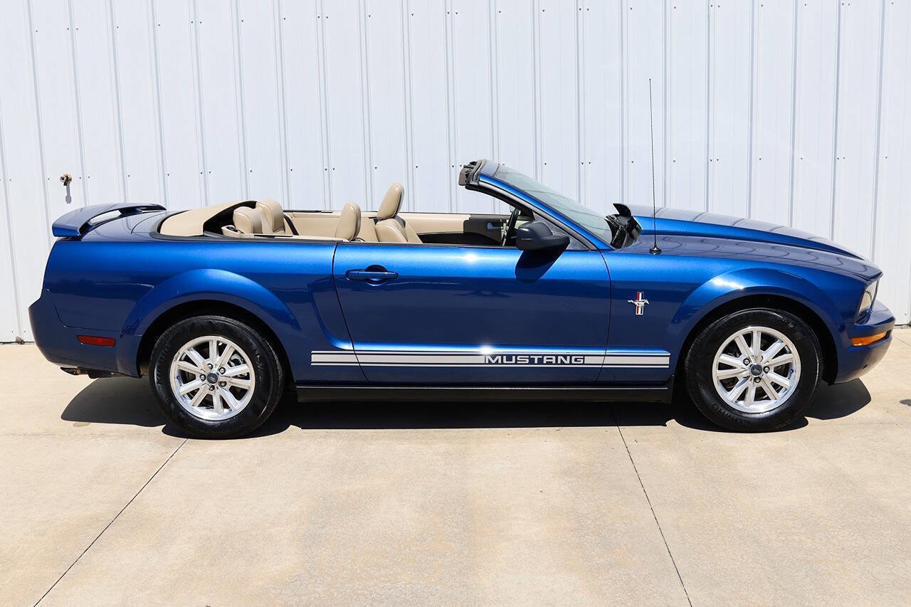 Used 2007 Ford Mustang Premium RWD image 14