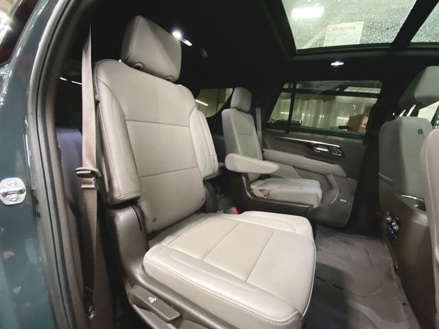 Used 2025 Chevrolet Tahoe Z71 w/ Comfort Package AWD/4WD image 27