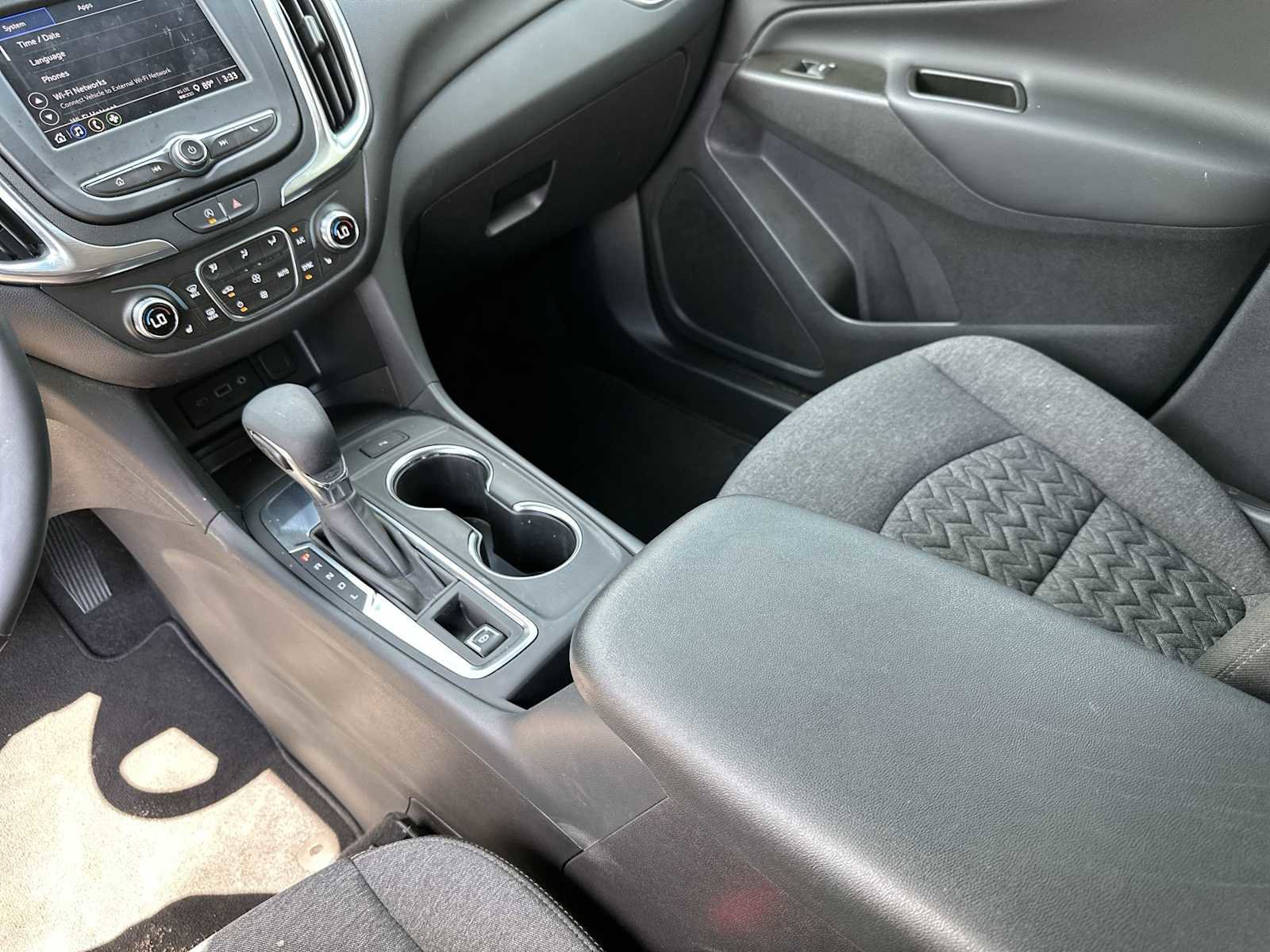 Certified 2024 Chevrolet Equinox LT FWD image 21