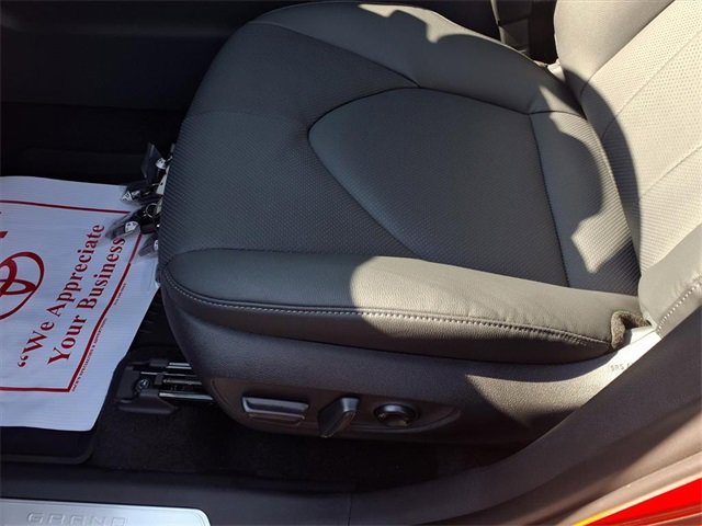 New 2026 Toyota Grand Highlander Limited image 13