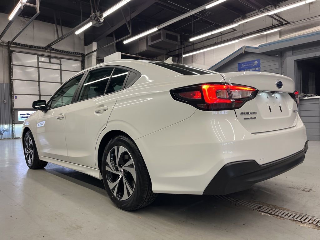 Used 2025 Subaru Legacy Premium image 5