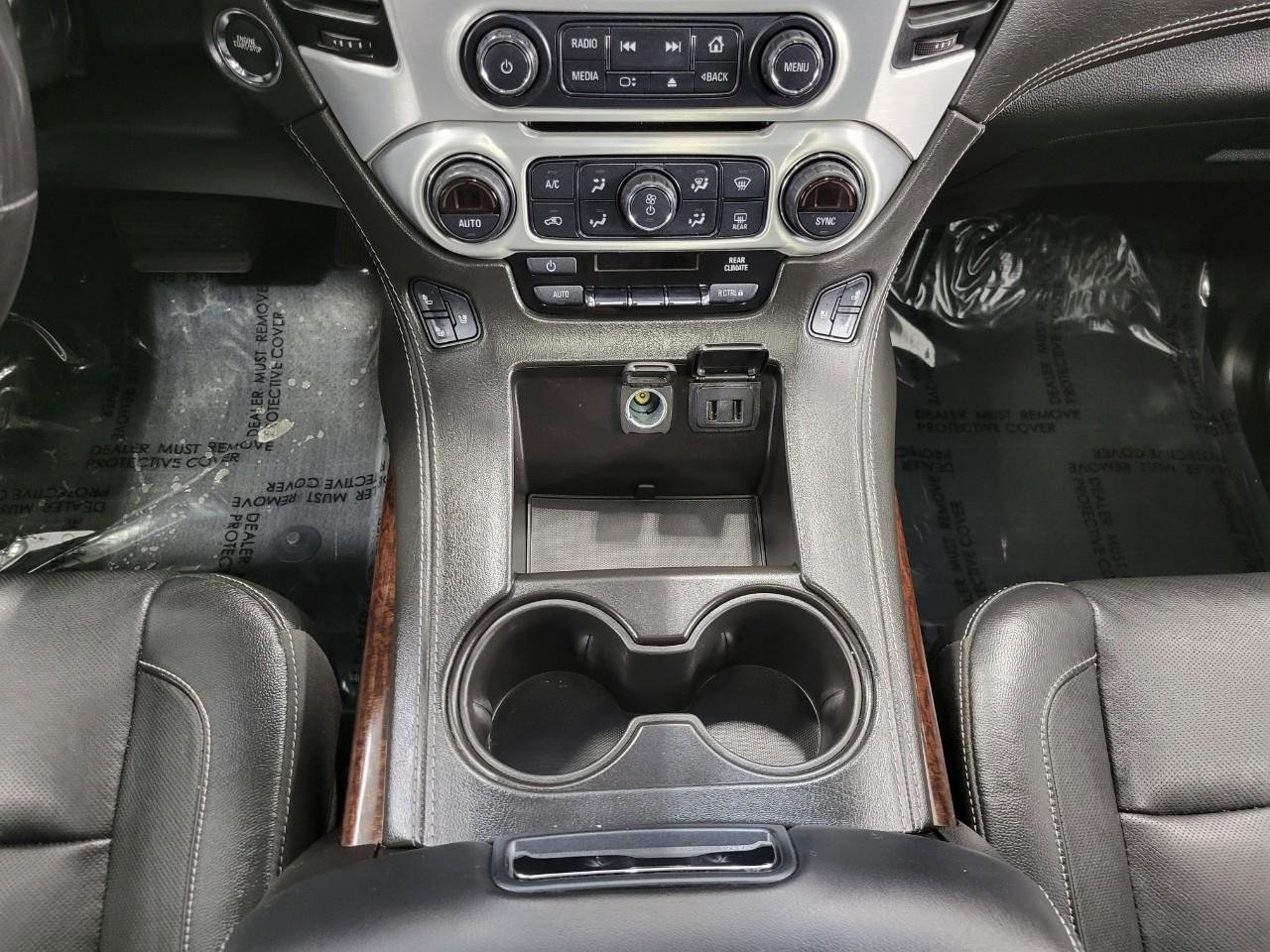 Used 2020 GMC Yukon XL SLT w/ Open Road Package image 17