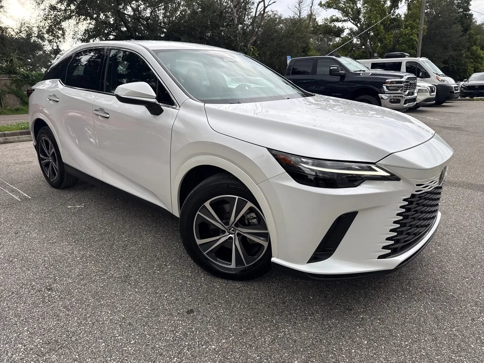 Used 2025 Lexus RX 350 FWD w/ Accessory Package (K3) image 6