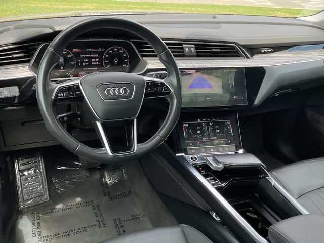 Used 2022 Audi e-tron Premium AWD/4WD image 6