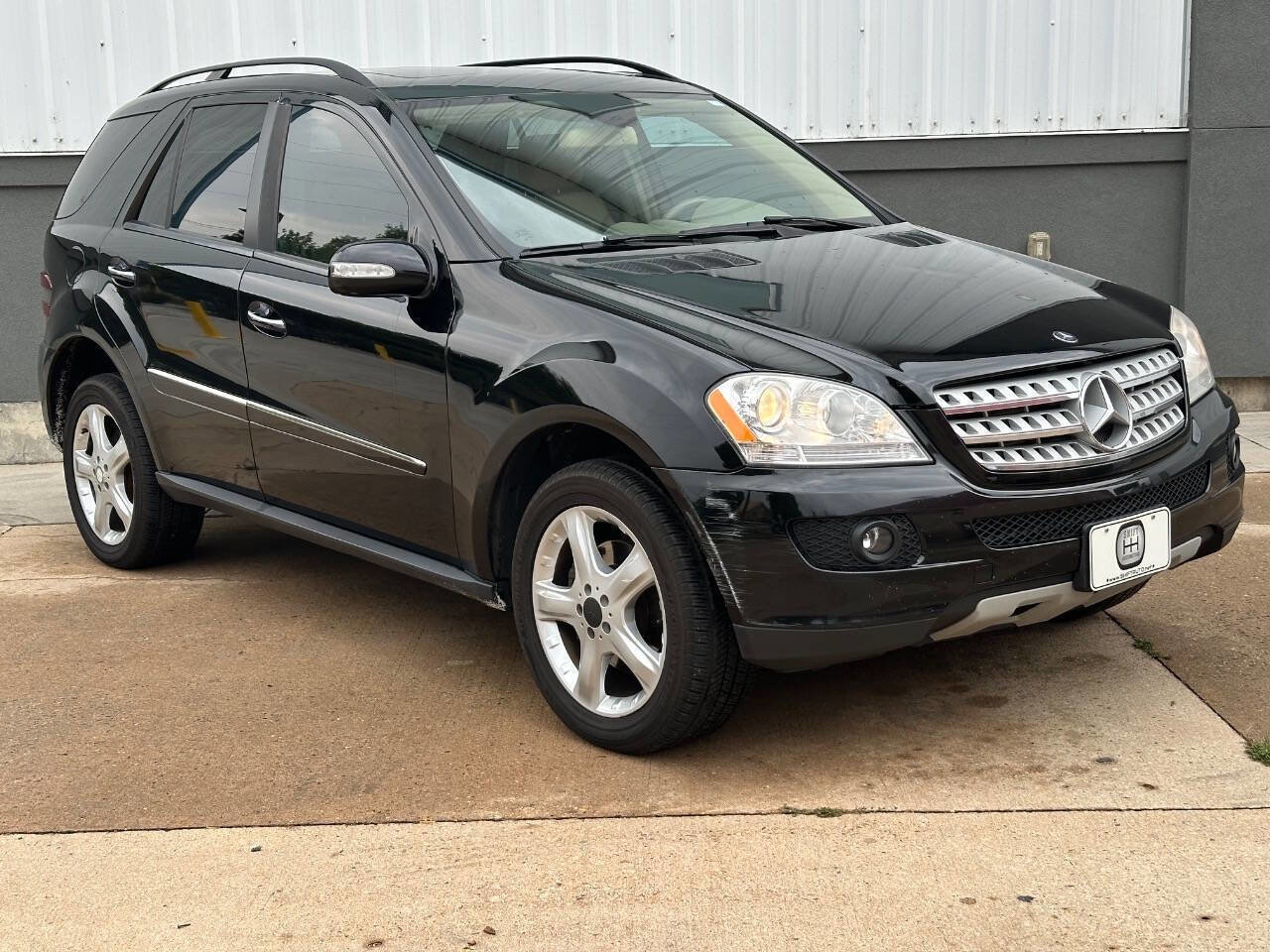 Used 2008 Mercedes-Benz ML 320 4MATIC w/ P1 Pkg image 22