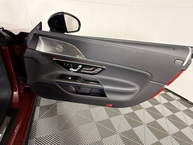 Used 2022 Mercedes-Benz SL 63 AMG 4MATIC image 32