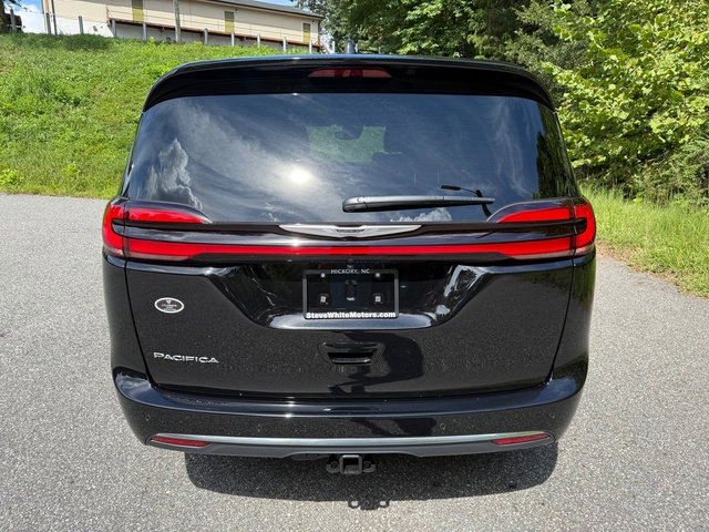 New 2026 Chrysler Pacifica Pinnacle w/ Trailer Tow Group image 8