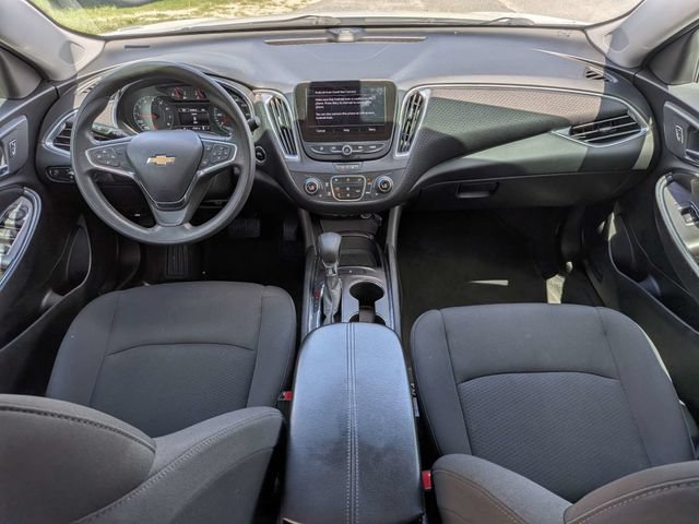 Used 2021 Chevrolet Malibu LT FWD image 12
