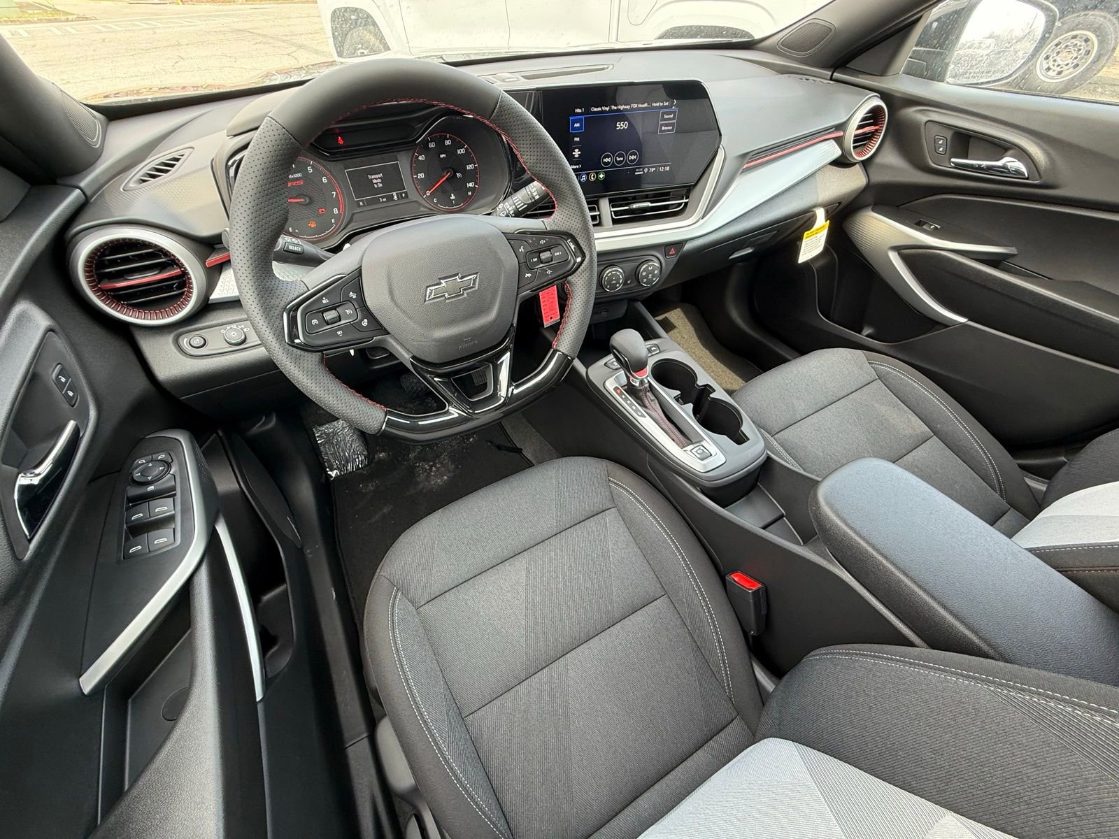 New 2026 Chevrolet Trax RS w/ Sunroof Package FWD image 13