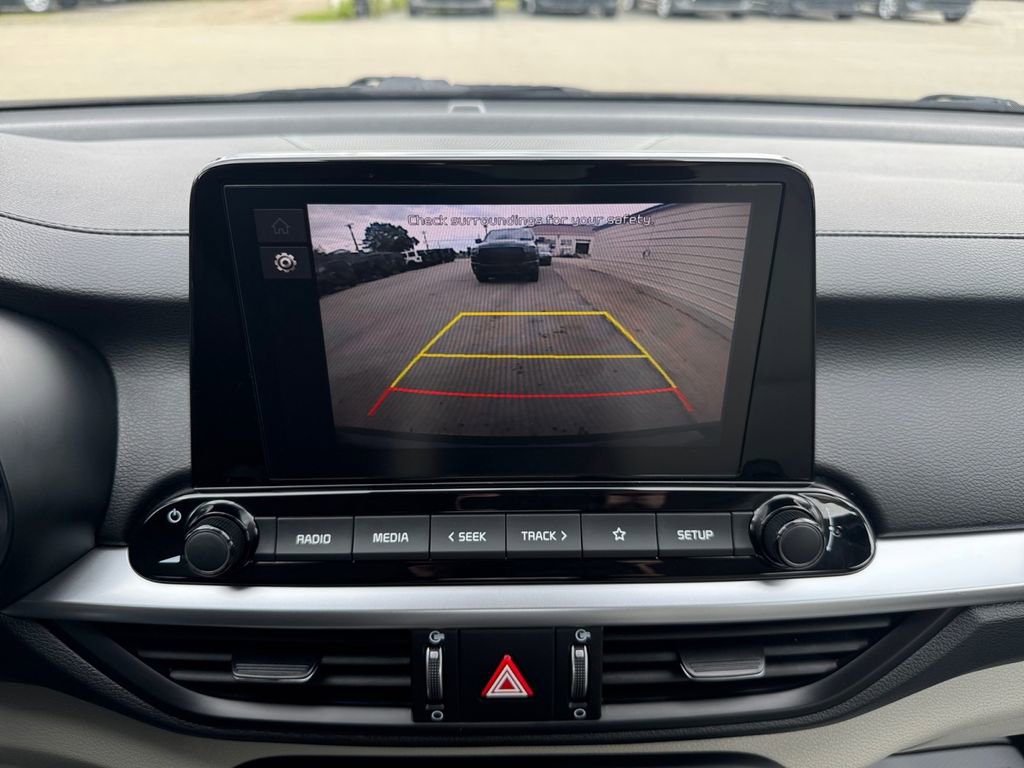Certified 2023 Kia Forte LXS FWD image 18