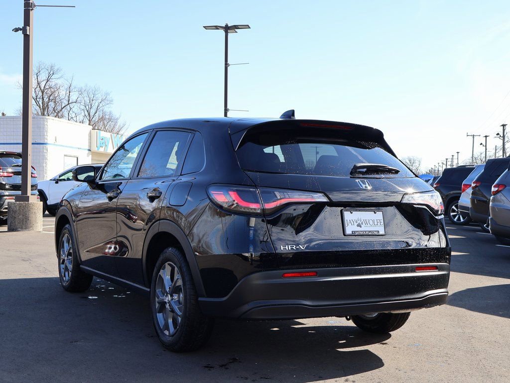 New 2026 Honda HR-V LX image 5