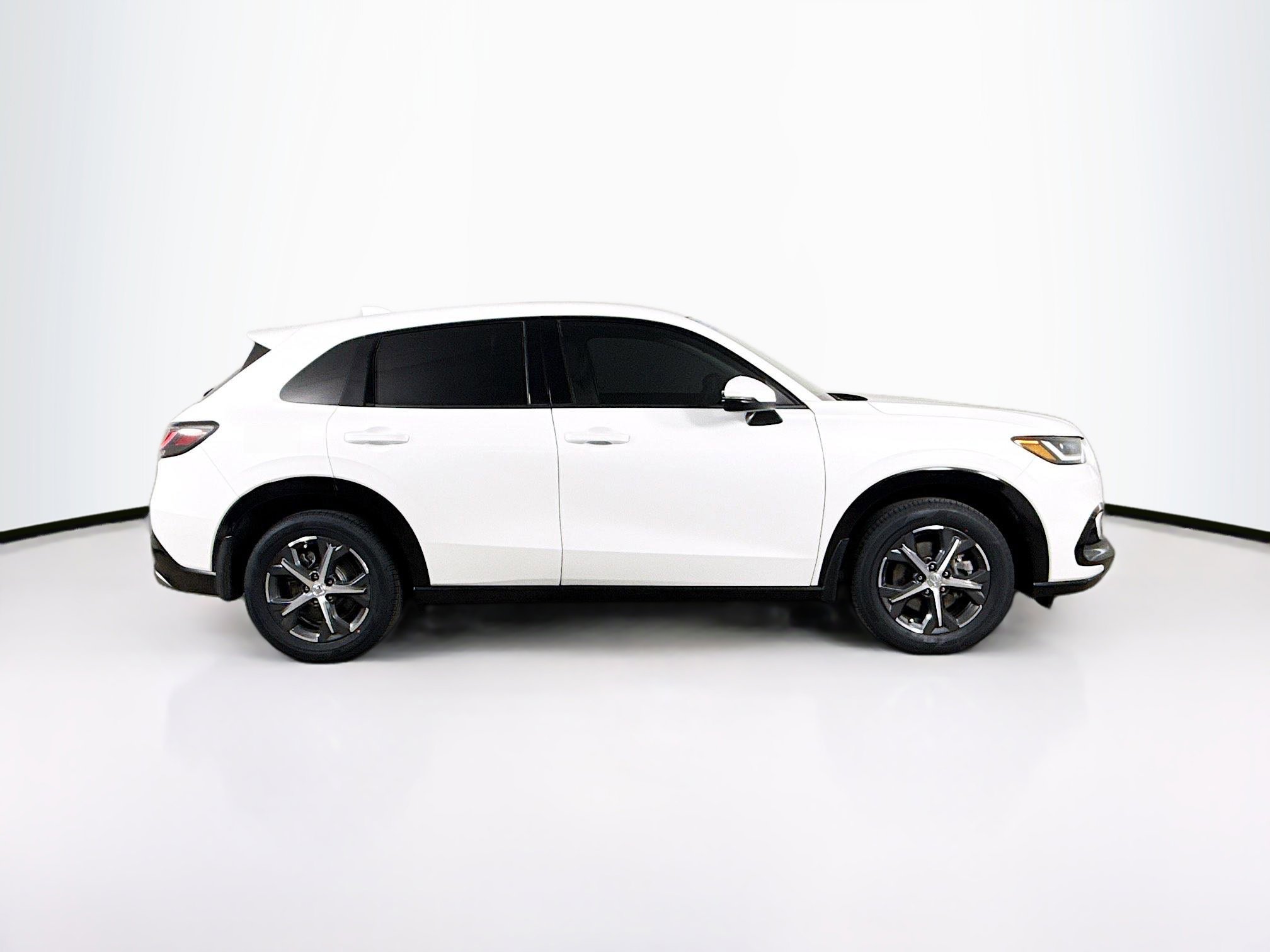 Certified 2023 Honda HR-V EX-L image 2