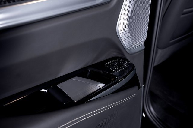 Used 2025 Cadillac Escalade V image 71