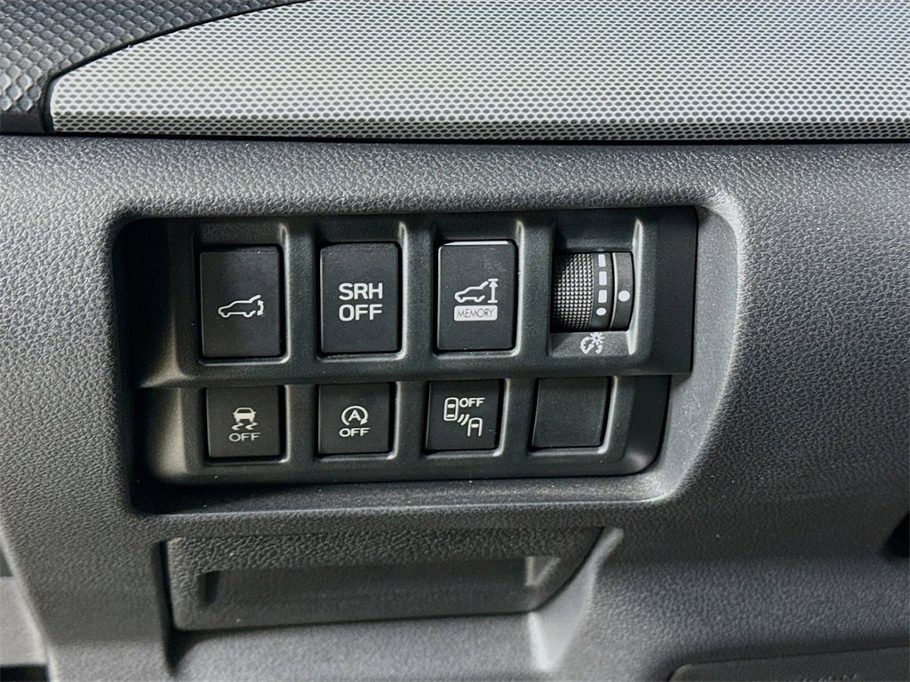 Used 2019 Subaru Forester Limited image 9