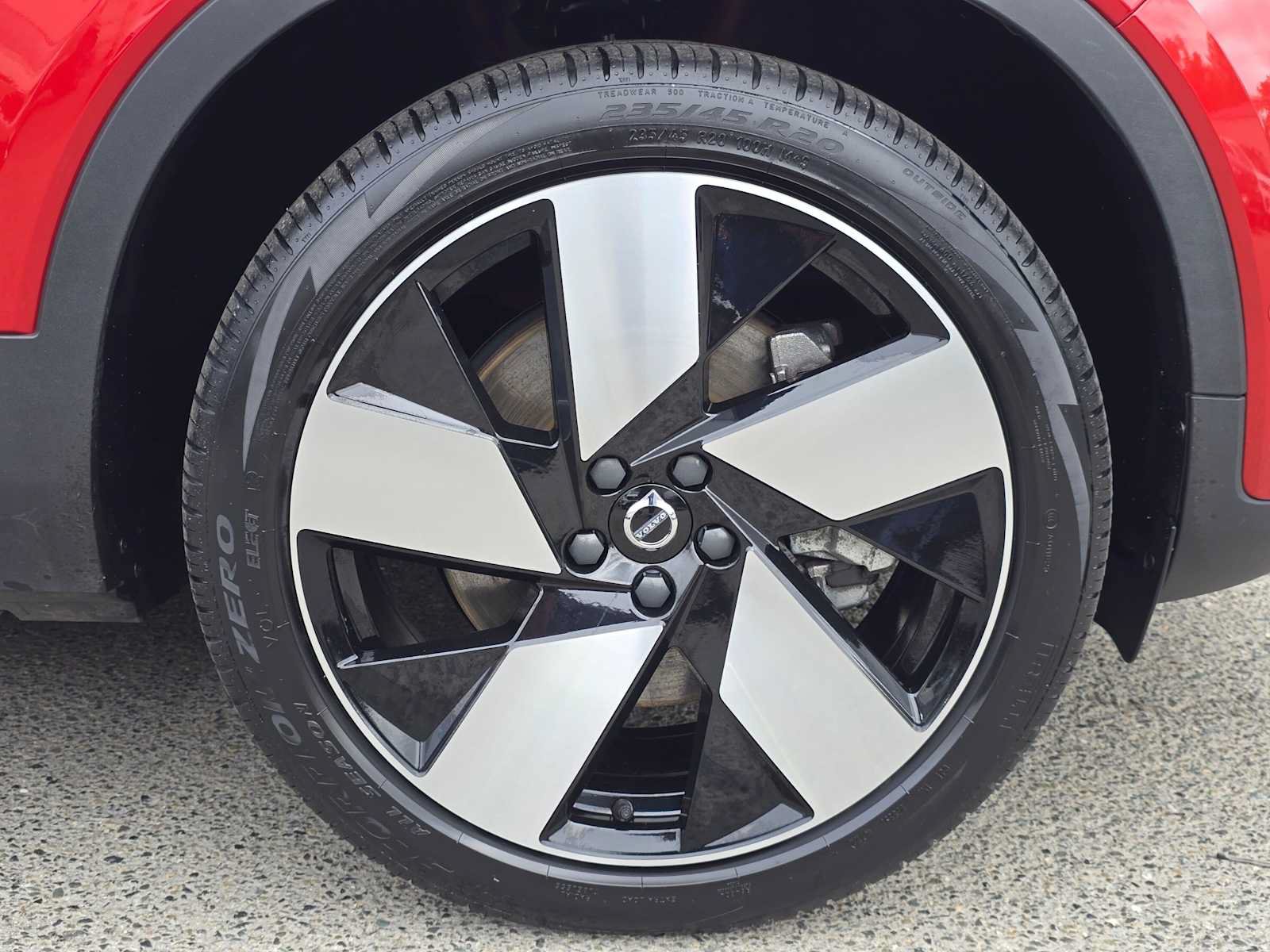 Certified 2023 Volvo C40 P8 Recharge Ultimate AWD/4WD image 10