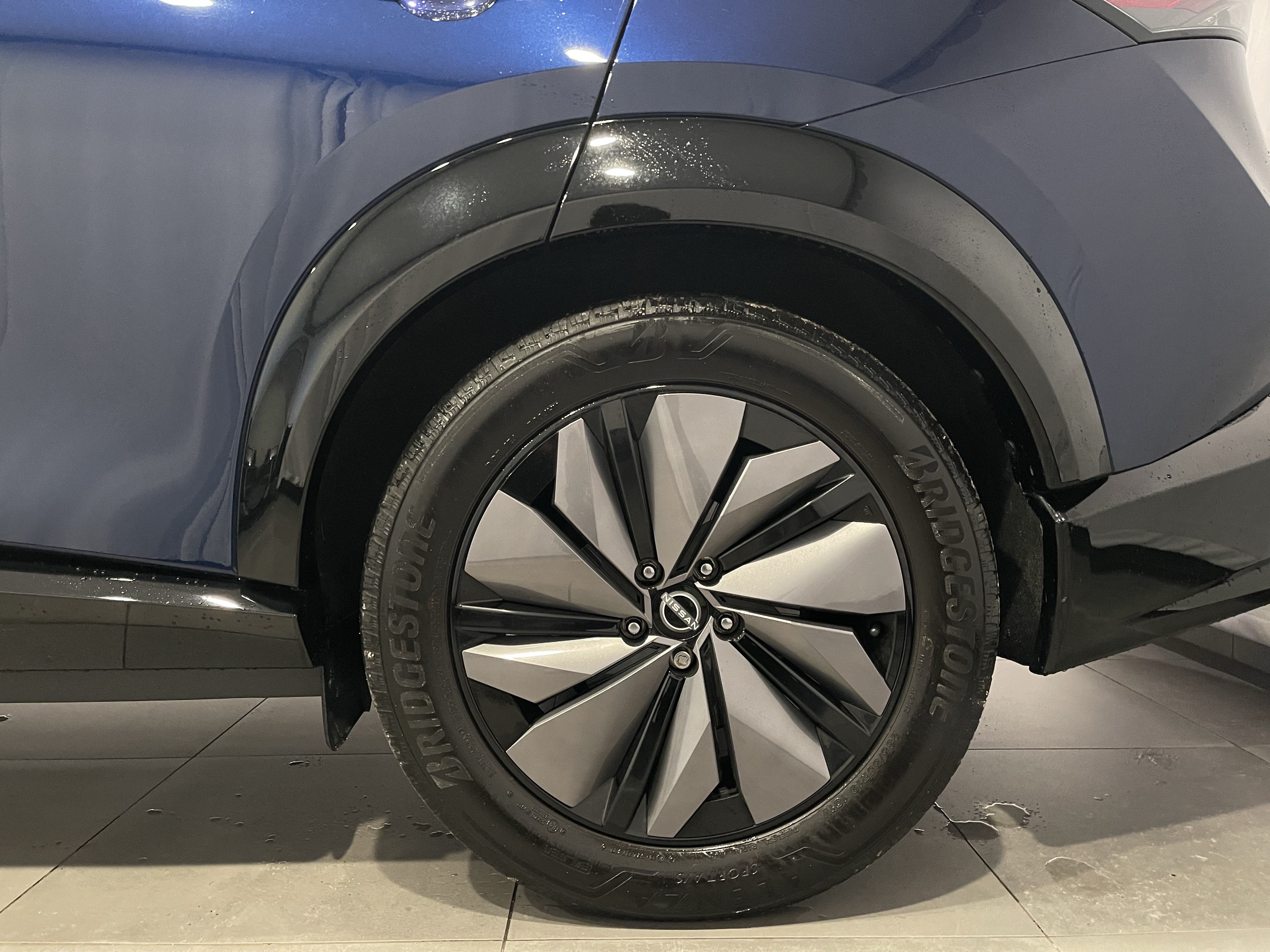 Used 2024 Nissan Ariya AWD image 8