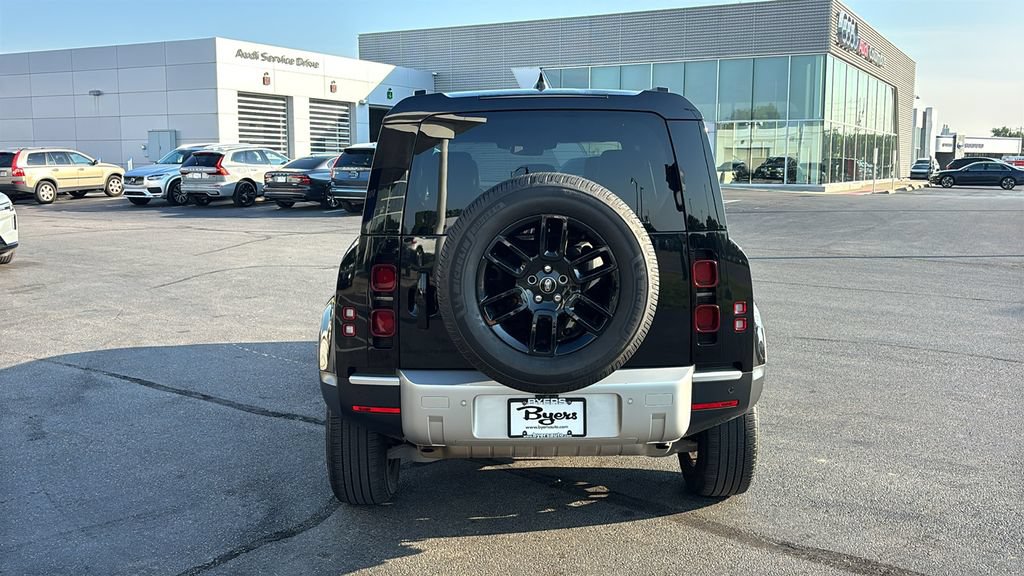 Used 2025 Land Rover Defender 110 S AWD/4WD image 29