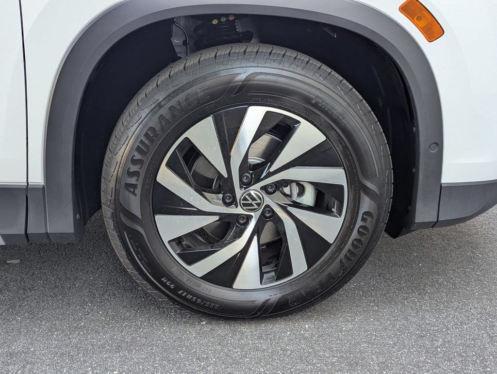 Certified 2026 Volkswagen Tiguan S FWD image 22