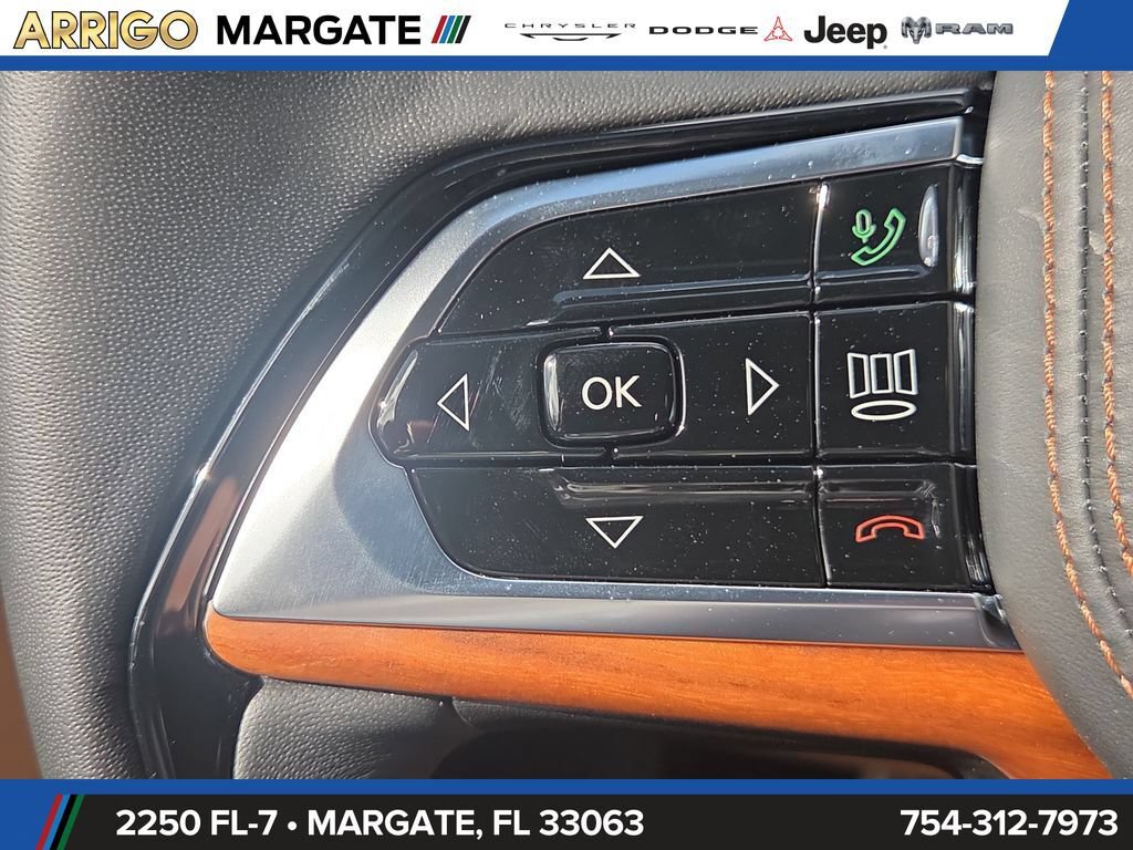 New 2025 Jeep Grand Cherokee L Summit AWD/4WD image 28