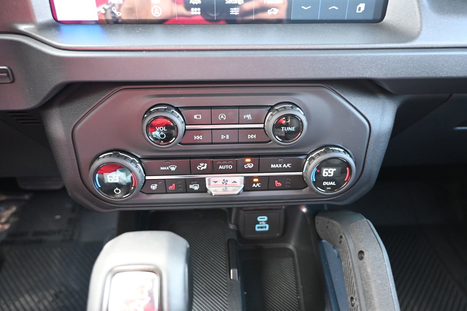 Used 2025 Ford Bronco Raptor AWD/4WD image 17