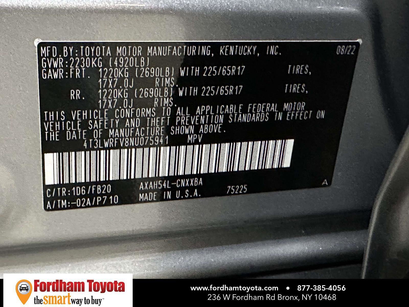 Used 2022 Toyota RAV4 LE AWD/4WD image 34