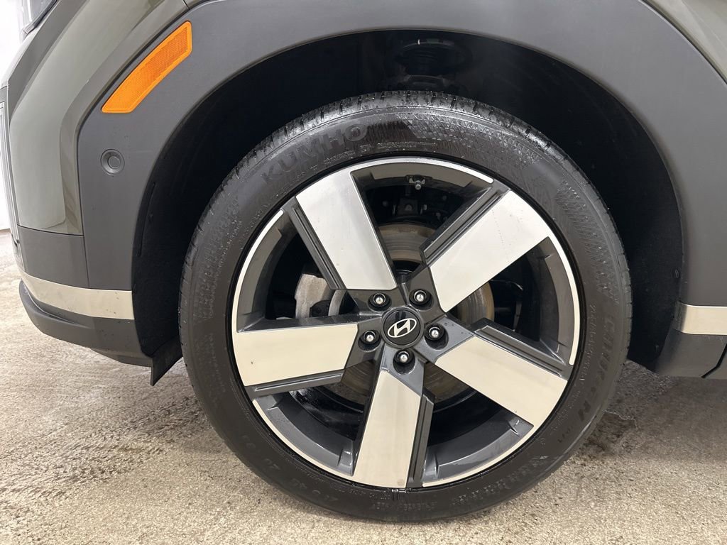 Used 2024 Hyundai Santa Fe Limited image 28