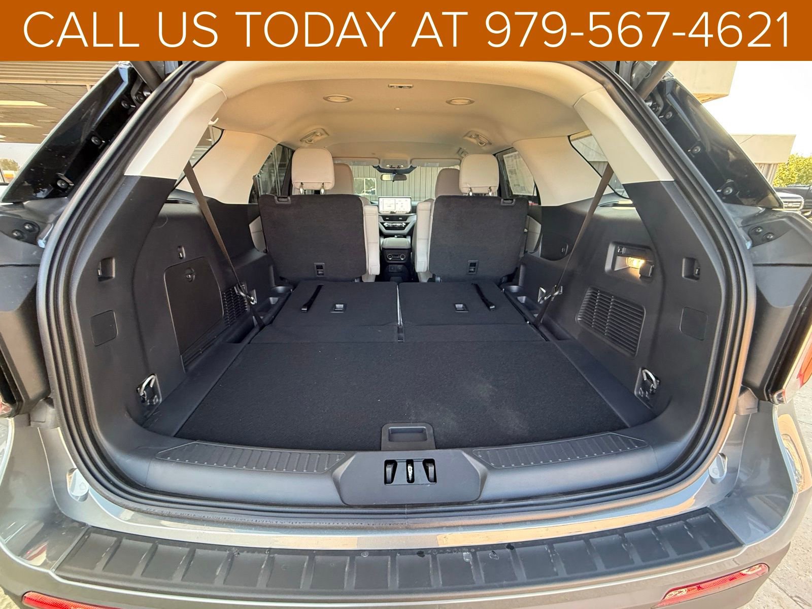 New 2026 Ford Explorer Active image 36