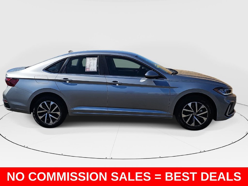 Used 2025 Volkswagen Jetta S FWD image 2