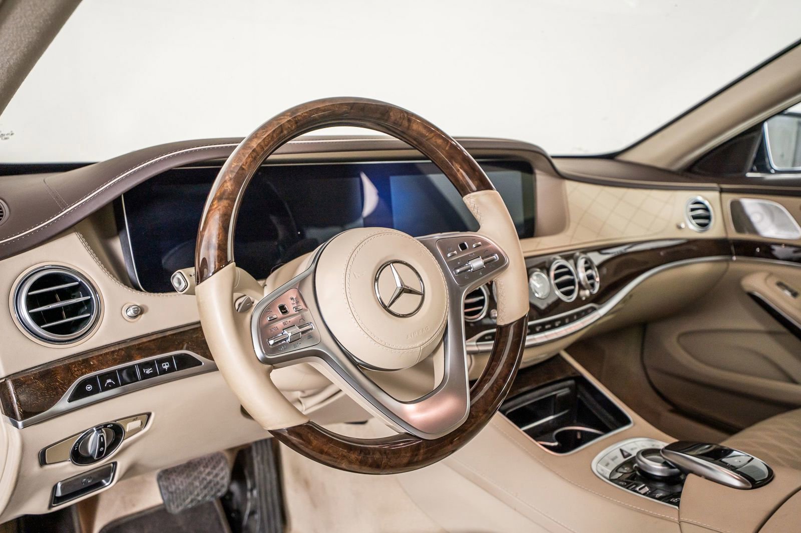 Used 2018 Mercedes-Benz S 560 Sedan image 22